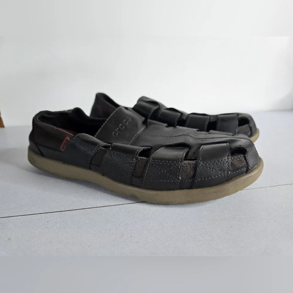 Crocs Santa Cruz Fisherman Sandals